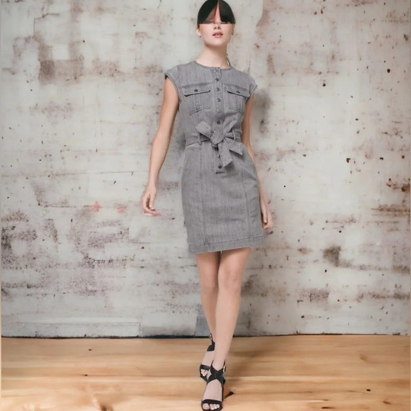 White House Black Market size 0 Gray Denim Belted Jean Dress stretch Snaps Up - Picture 1 of 7